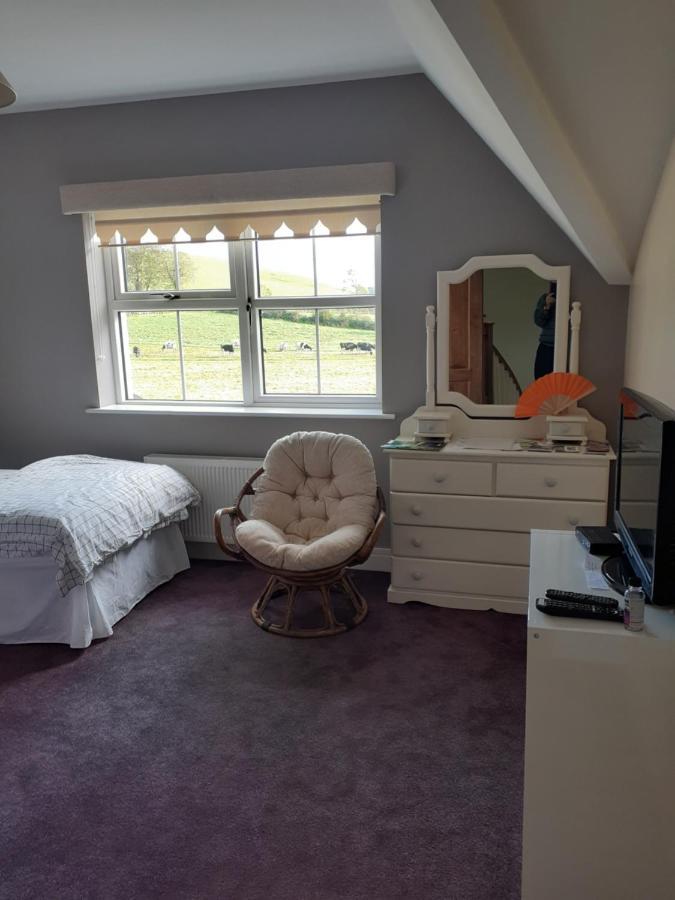 Single Or Twin Room In Lovely Country Residence Nobber Экстерьер фото