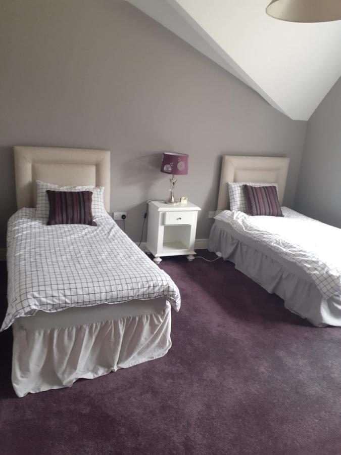 Single Or Twin Room In Lovely Country Residence Nobber Экстерьер фото